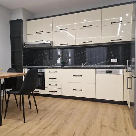 Deluxe Rent Διαμέρισμα Τίρανα