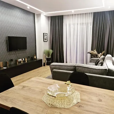 Deluxe Rent Διαμέρισμα Τίρανα